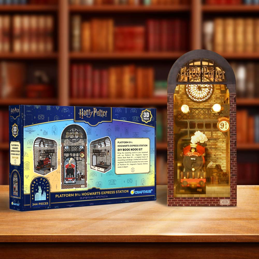 Book Nook Kits 344 Pieces | 25.5×11×18.0cm (10" x 4.3" x 7.1") Harry Potter: Platform 9¾: Hogwarts Express Station - DIY Book Nook Kit