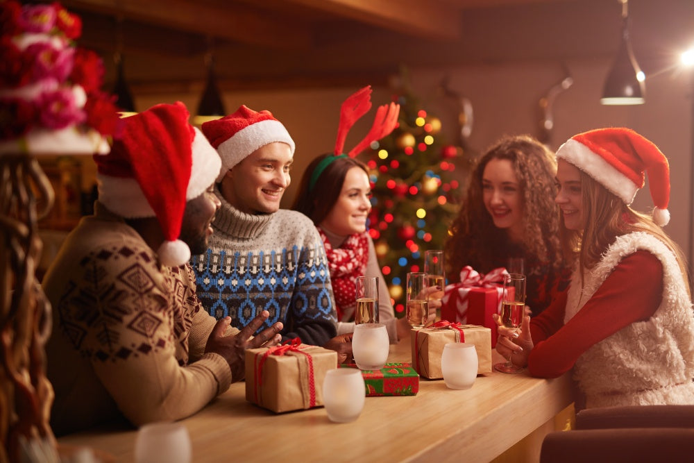 Top Indoor Holiday Activity Ideas to Celebrate this Christmas Season