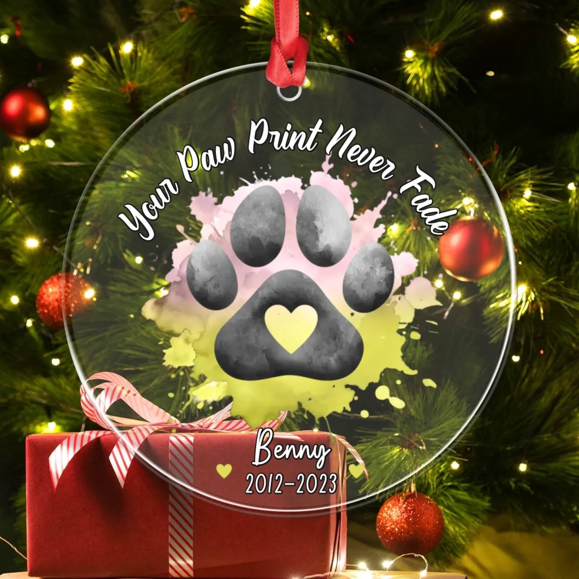 Personalized Ornaments A Bestfriend Is Never Forgotten - Personalized Dog Memorial Acrylic Ornament