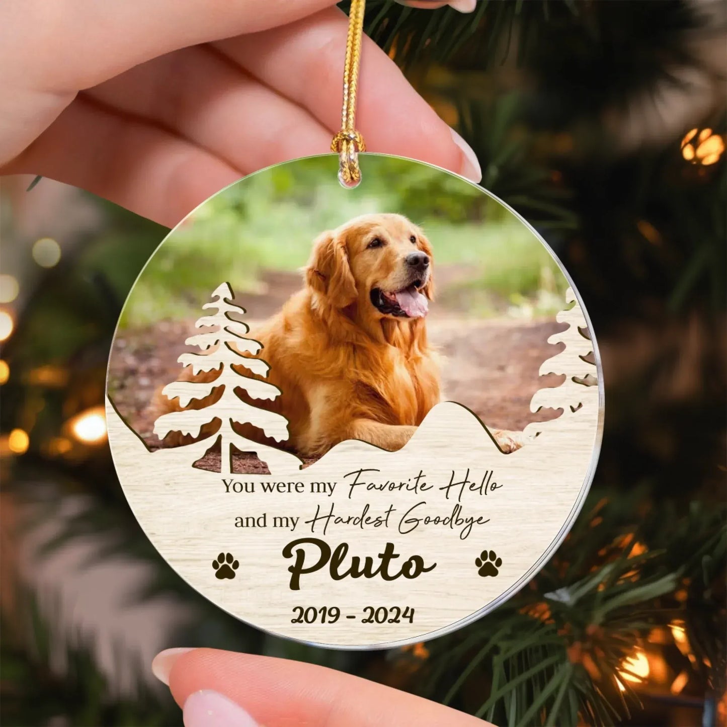 A Best Friend Is Never Forgotten - Pet Sympathy Gift - Personalized Dog Acrylic Photo Ornament