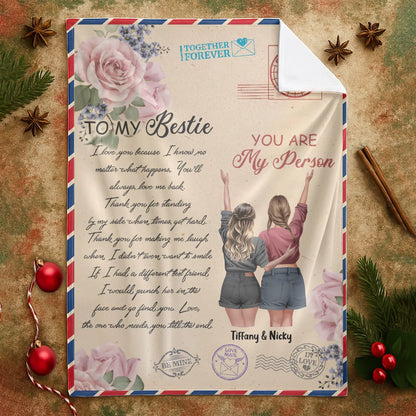 A Sweet Hug In A Blanket For Your Favorite Person - Personalized Besties Friendship Custom Blanket