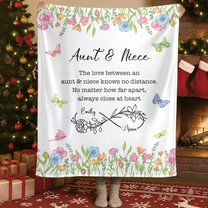 Personalized Blankets The Love Between An Aunt & Niece Knows No Distance - Personalized Mother's Day Custom Blanket